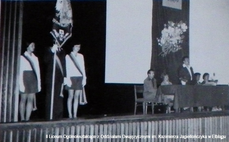 1974 75 82a